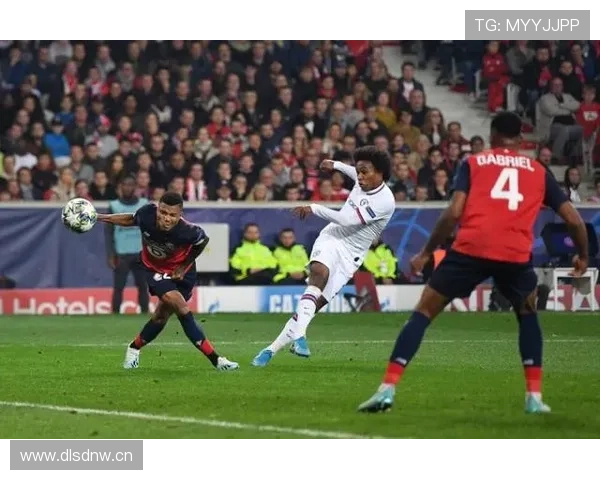 切尔西陷入危机:战术混乱与球星矛盾如何成为豪门崩溃的关键? 切尔西陷入危机:战术混乱与球星矛盾如何成为豪门崩溃的关键?